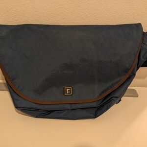 Rickshaw Bags Medium Zero Laptop